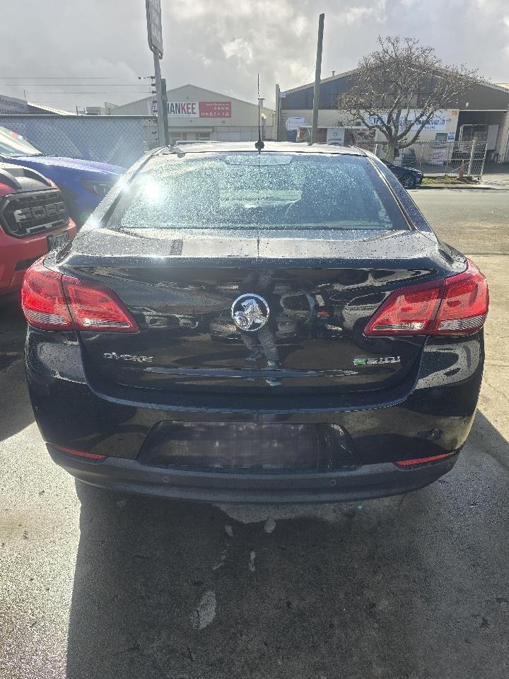 2015 Holden  COMMODORE VF SV6