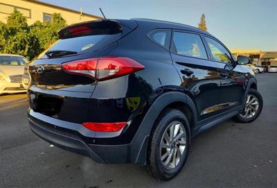 2016 Hyundai TUCSON - Thumbnail