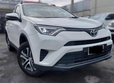 2019 Toyota RAV4 - Thumbnail