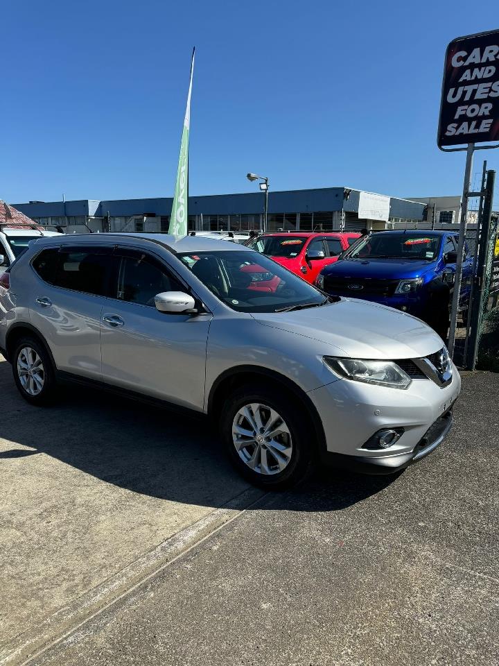 2014 Nissan X-TRAIL 